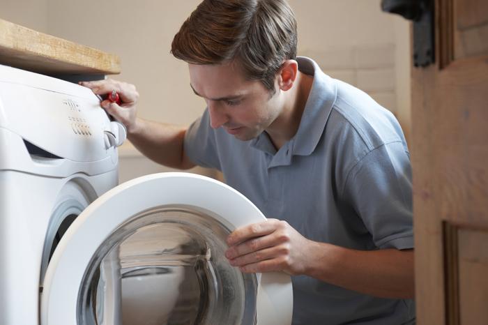 Cách sửa máy giặt Electrolux không xả nước